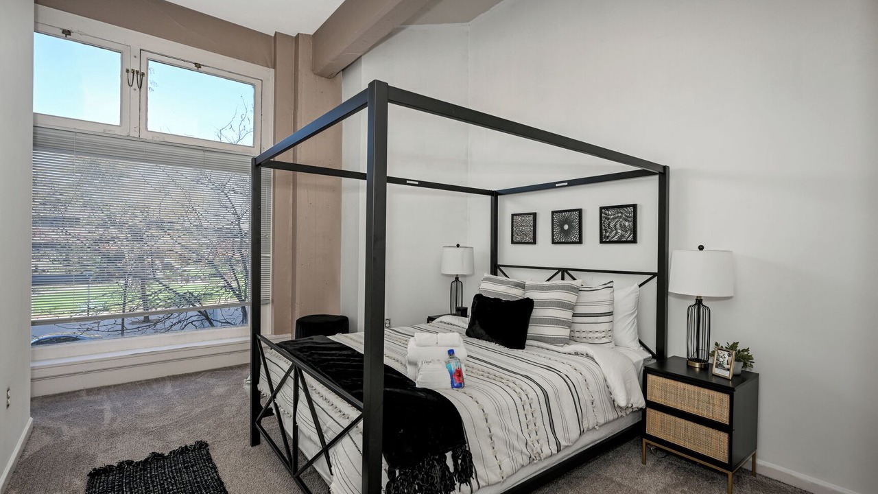 Photo of Bedroom in Downtown Cleveland