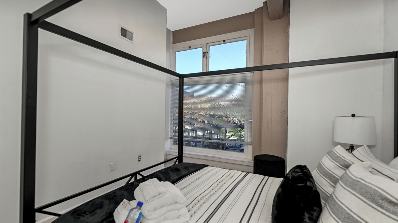 Photo of Bedroom in Downtown Cleveland