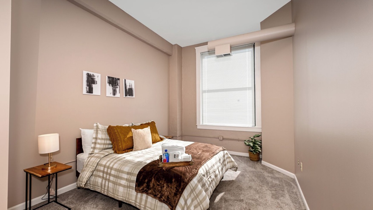 Photo of Bedroom in Downtown Cleveland