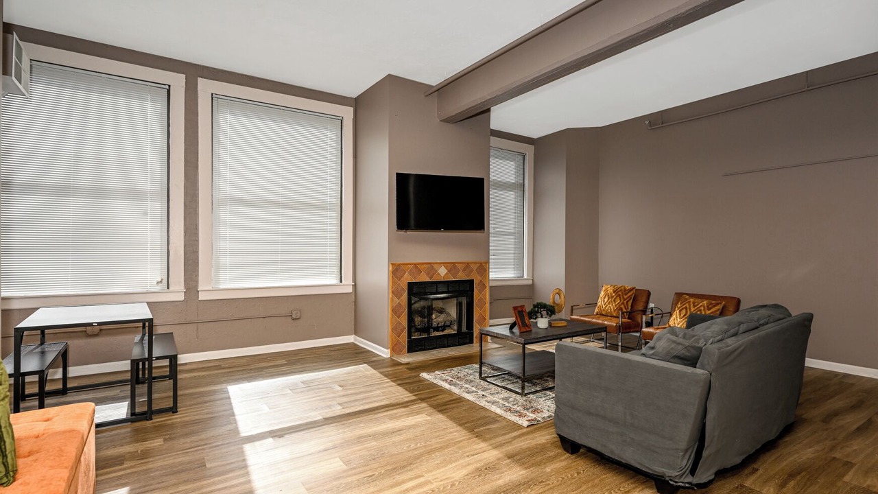 Photo of Livingroom in Downtown Cleveland