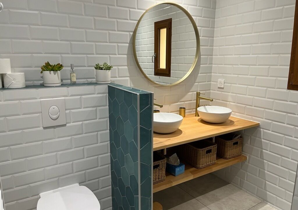 Photo of Bathroom in Boujan-sur-Libron