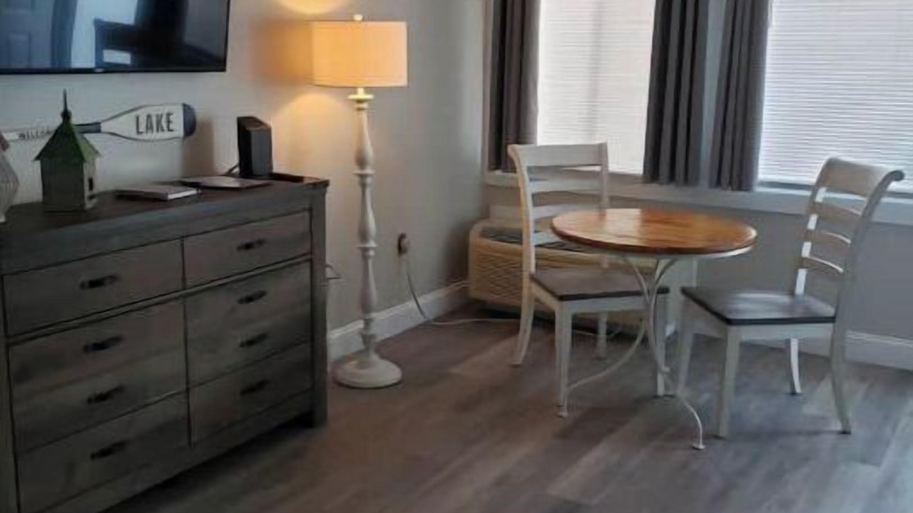 Photo of Livingroom in Huddleston
