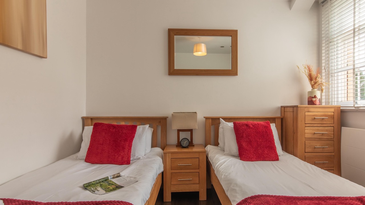 Photo of Bedroom in Reading City Centre