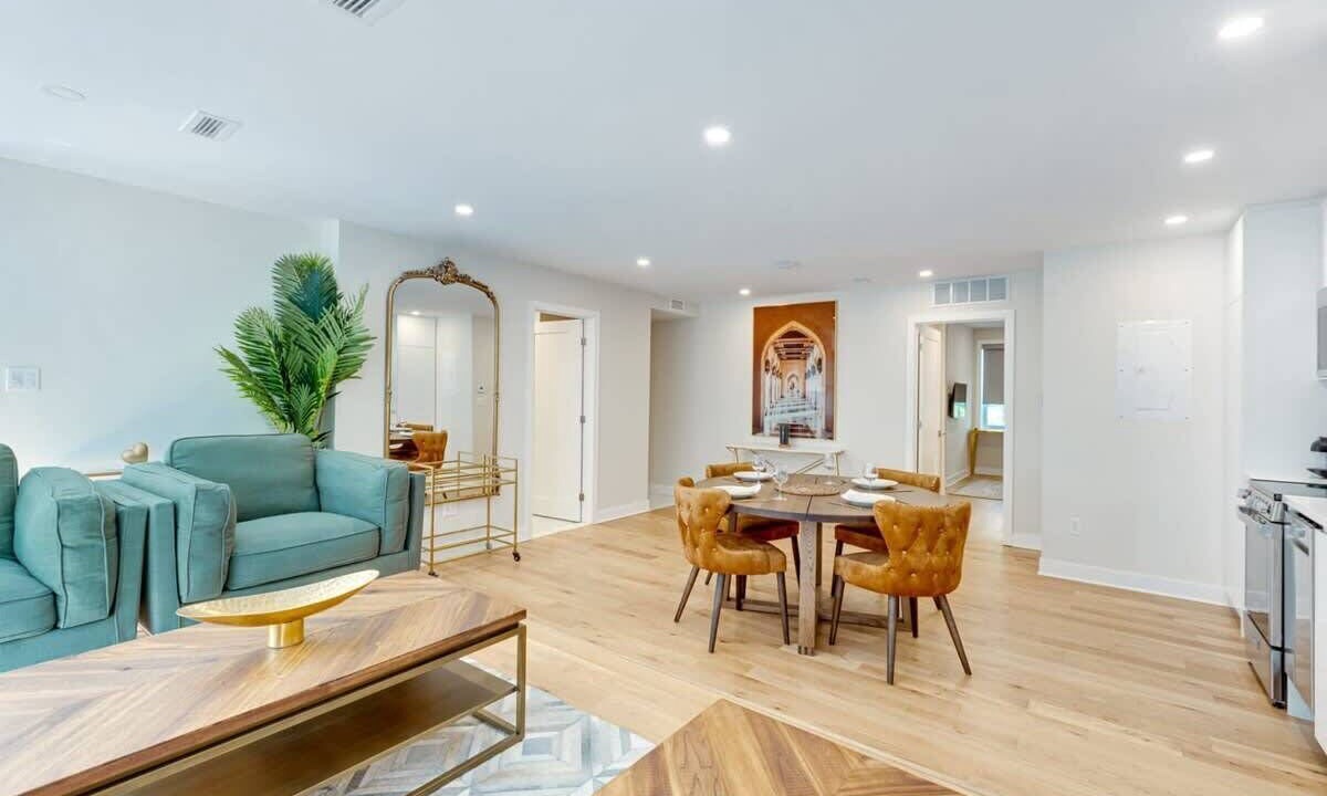Photo of Livingroom in Downtown Montreal