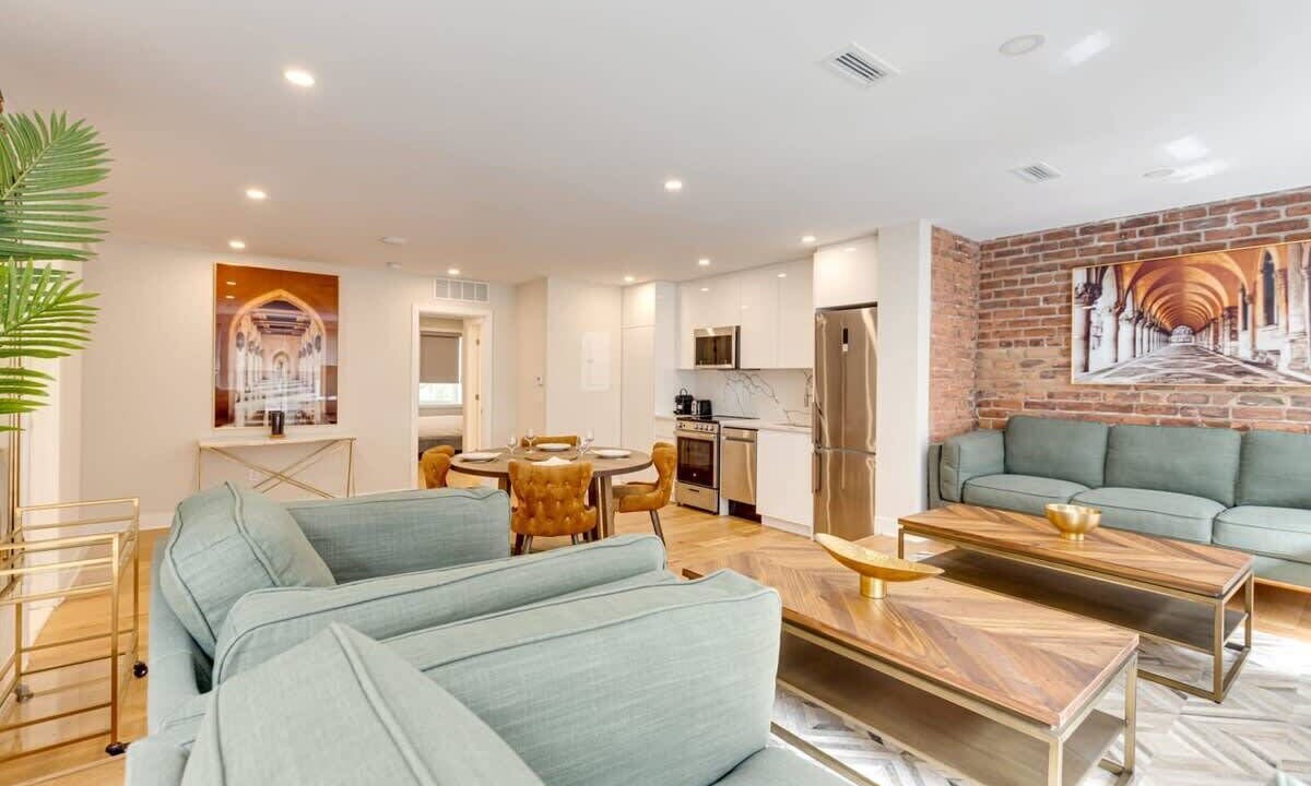 Photo of Livingroom in Downtown Montreal