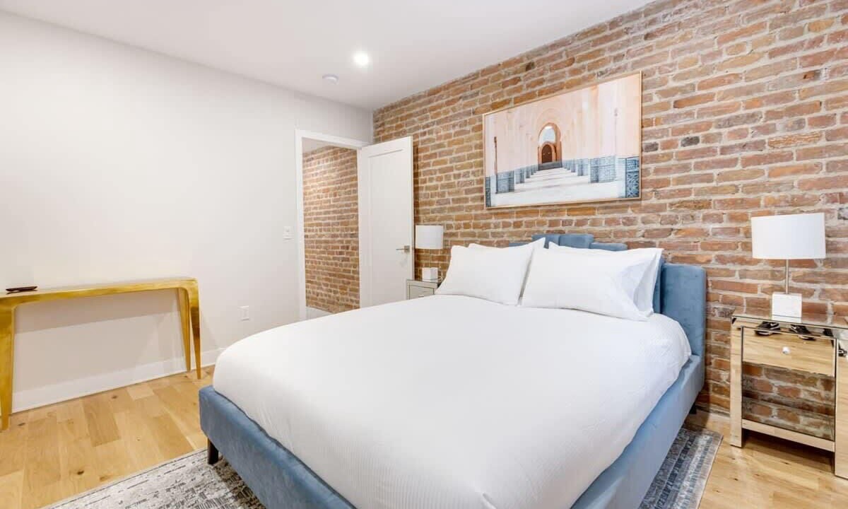 Photo of Bedroom in Downtown Montreal