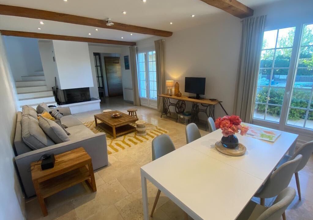 Photo of Livingroom in Entraigues-sur-la-Sorgue