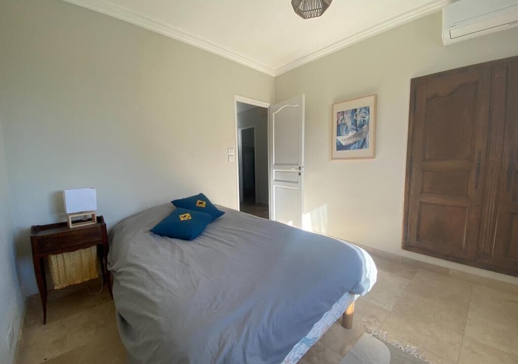 Photo of Bedroom in Entraigues-sur-la-Sorgue
