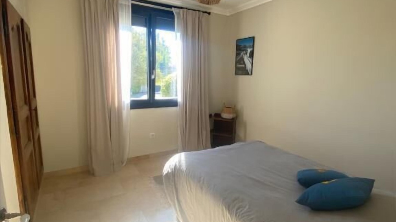 Photo of Bedroom in Entraigues-sur-la-Sorgue