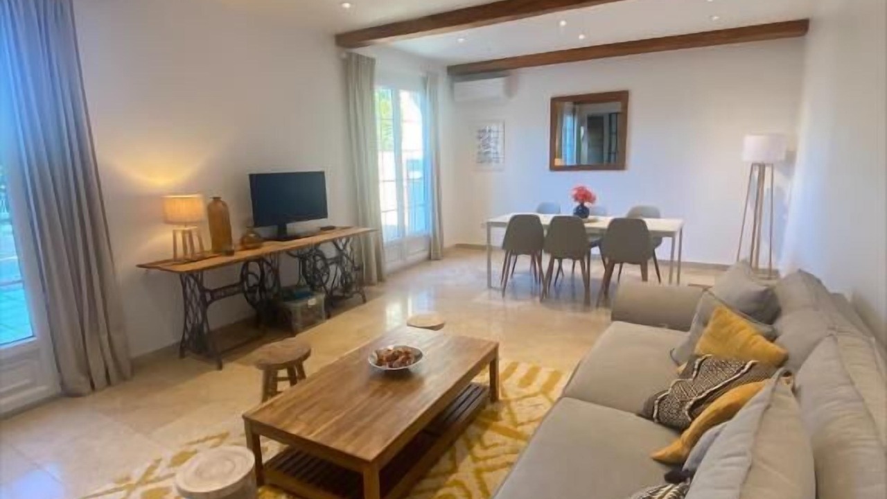 Photo of Livingroom in Entraigues-sur-la-Sorgue