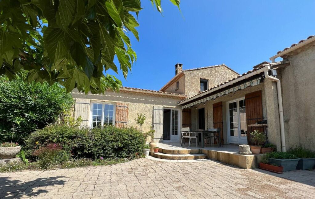 Photo of Outdoor in Entraigues-sur-la-Sorgue
