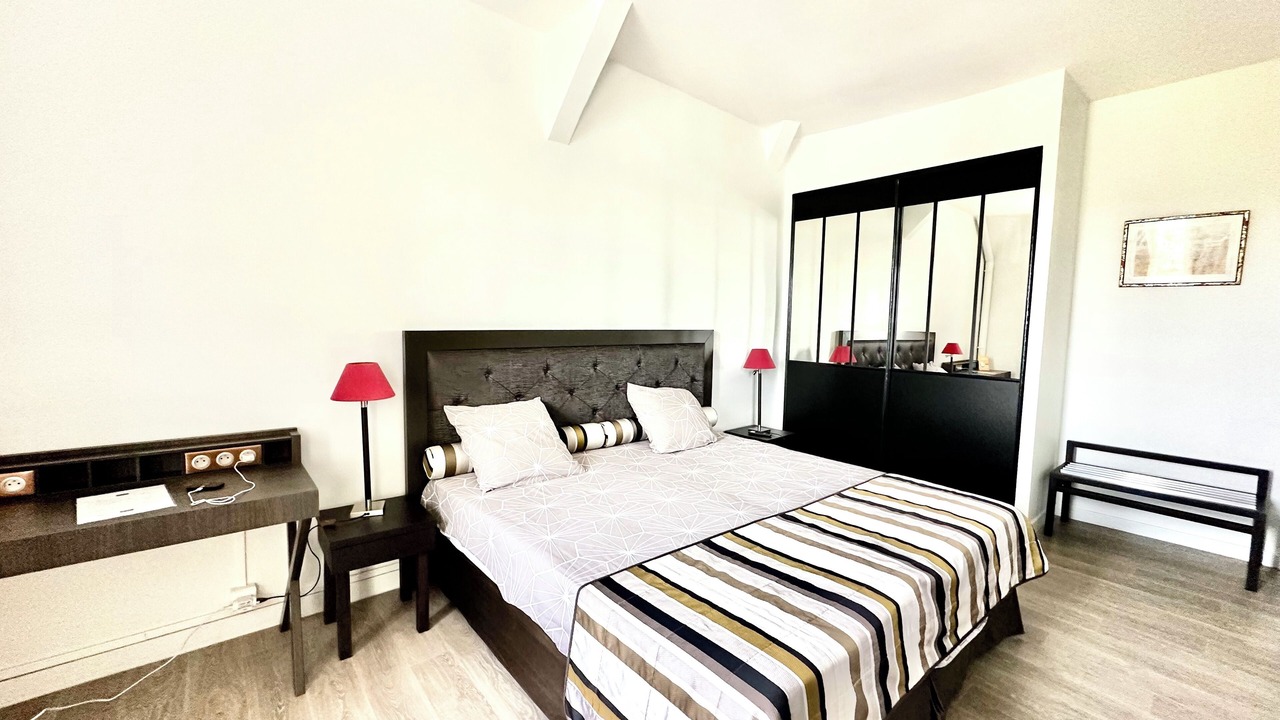 Photo of Bedroom in Amboise
