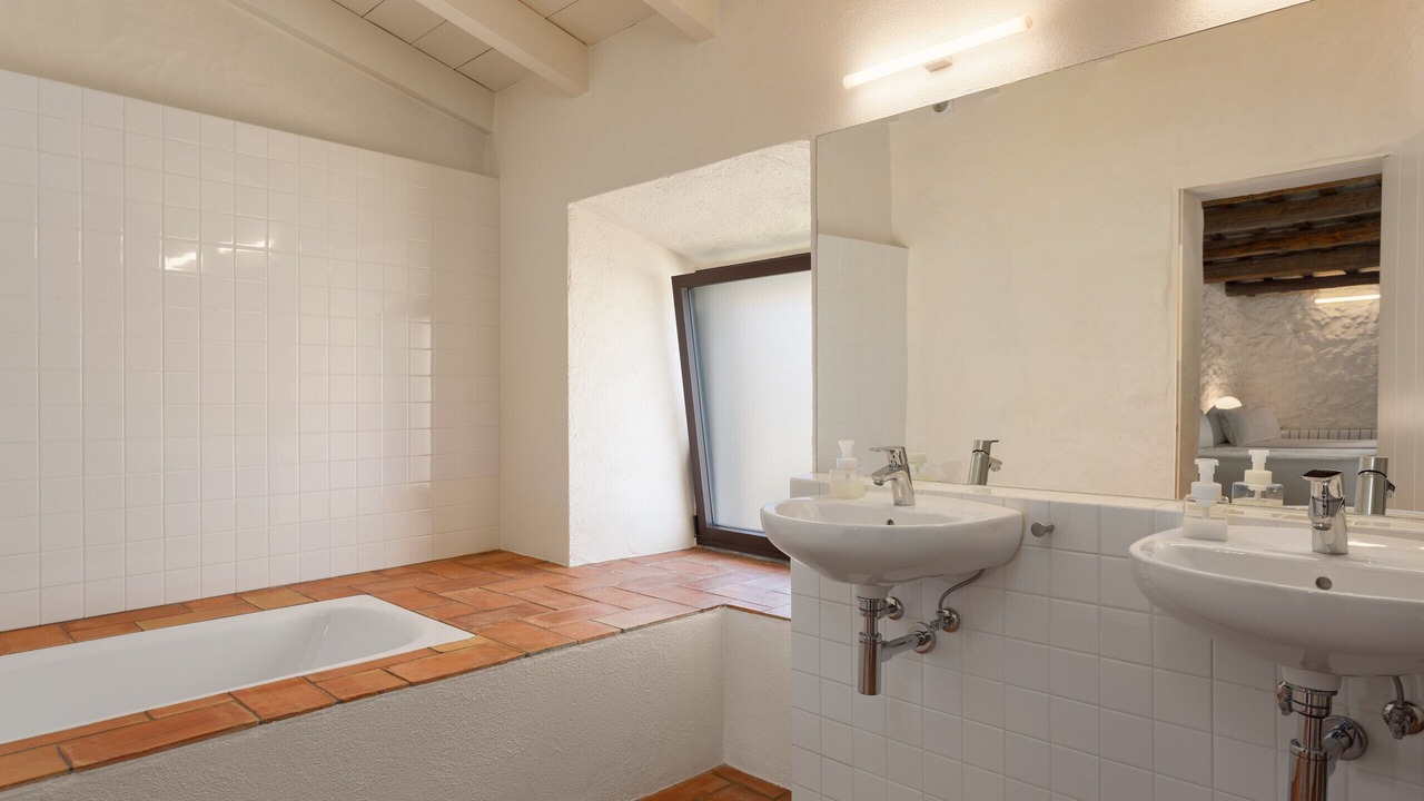 Photo of Bathroom in Corca