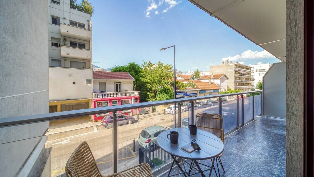 Photo of Outdoor in Quartier Exposition-Bajatiere