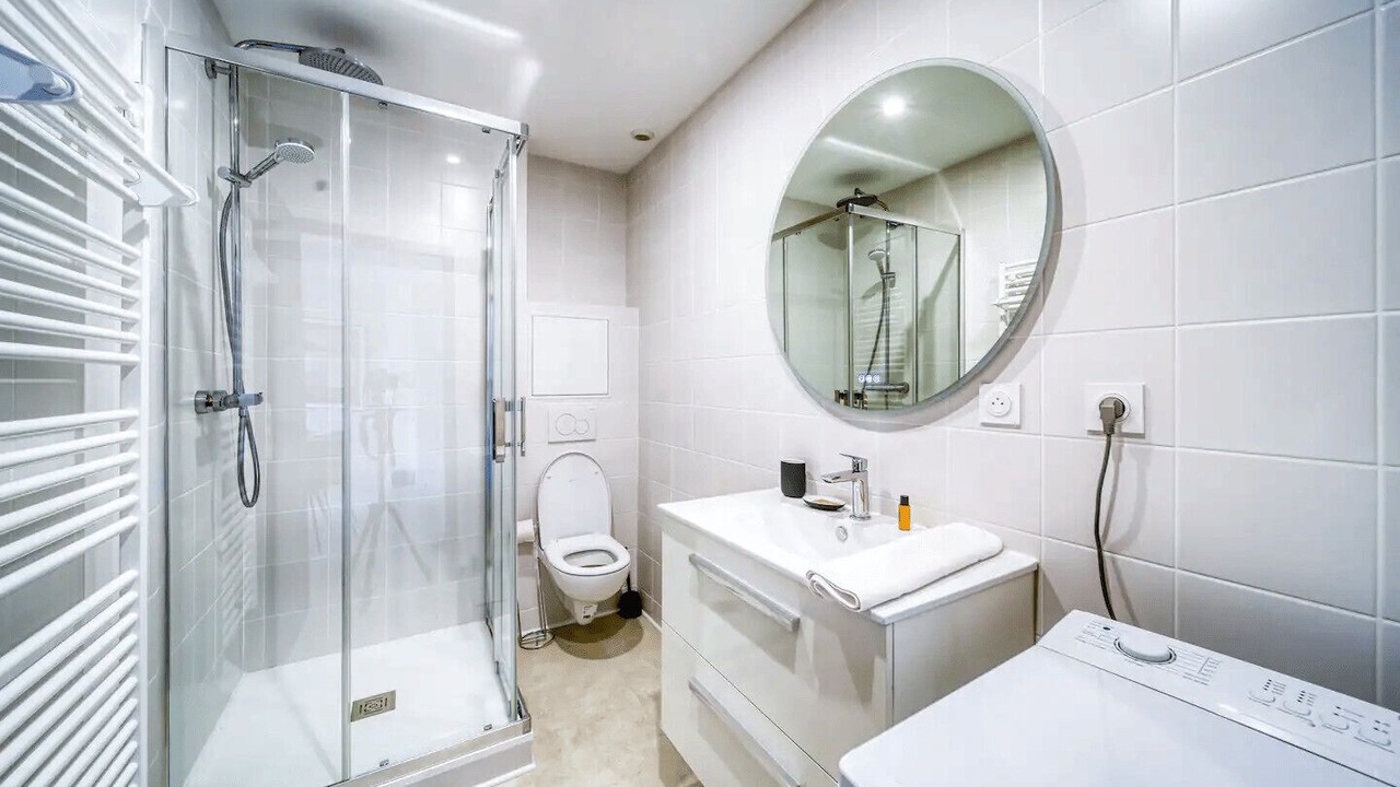 Photo of Bathroom in Quartier Exposition-Bajatiere