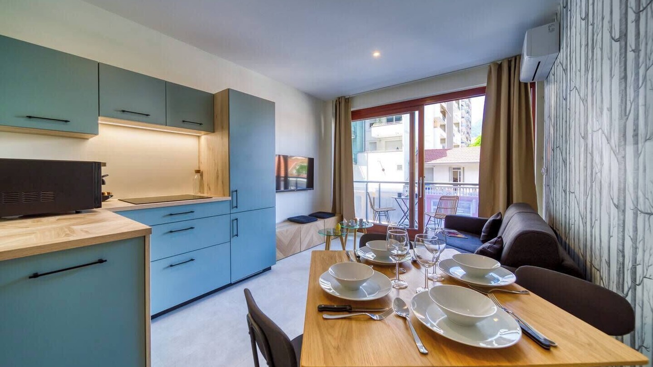 Photo of Others in Quartier Exposition-Bajatiere