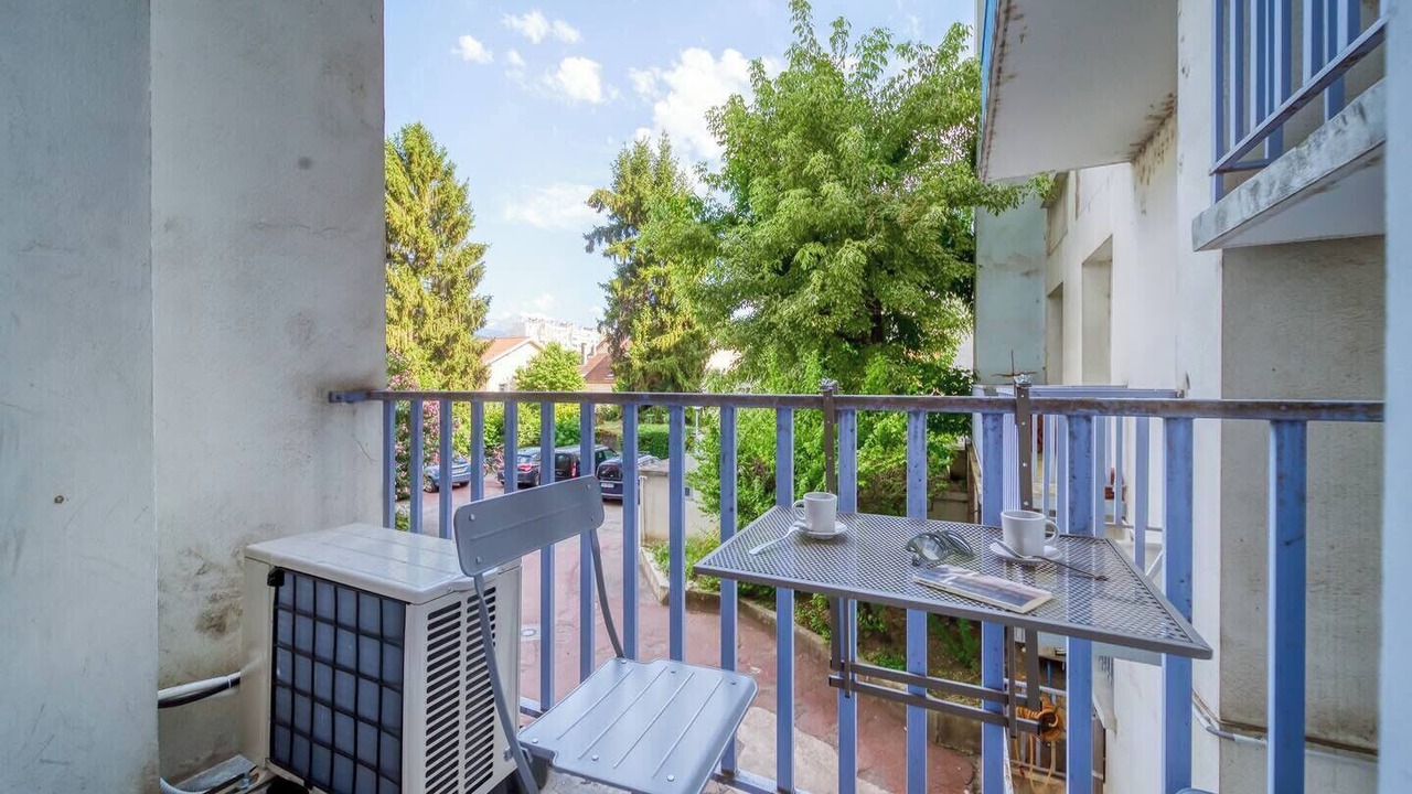 Photo of Outdoor in Quartier Exposition-Bajatiere