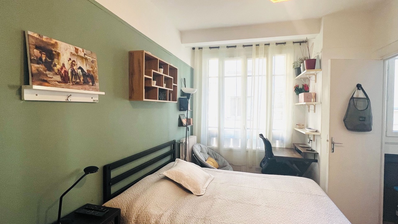 Photo of Bedroom in Prince–Marmottan