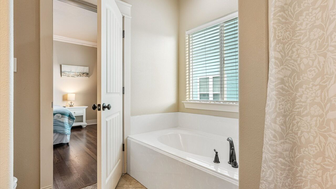 Photo of Bathroom in Port Bolivar