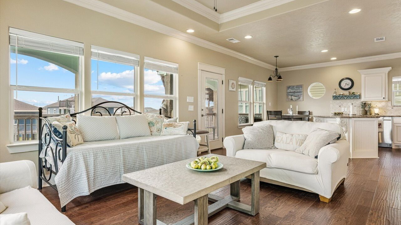 Photo of Livingroom in Port Bolivar
