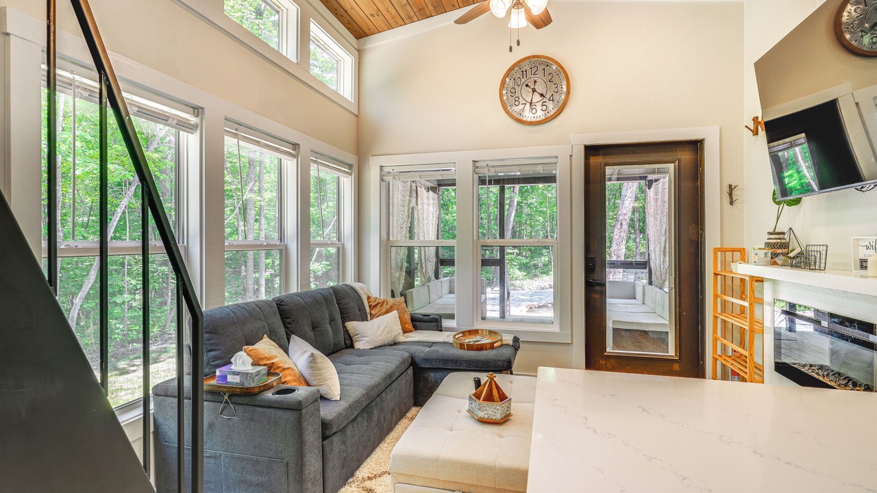 Photo of Livingroom in Monteagle