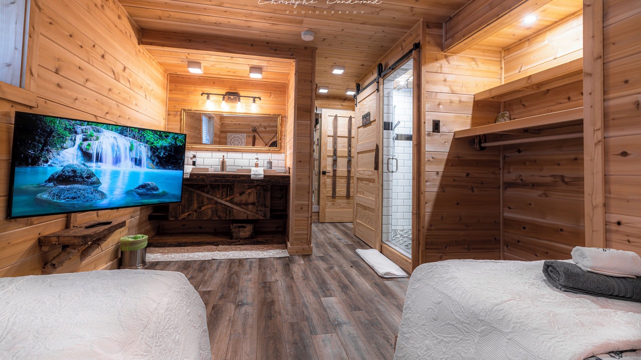 Photo of Bedroom in La Malbaie