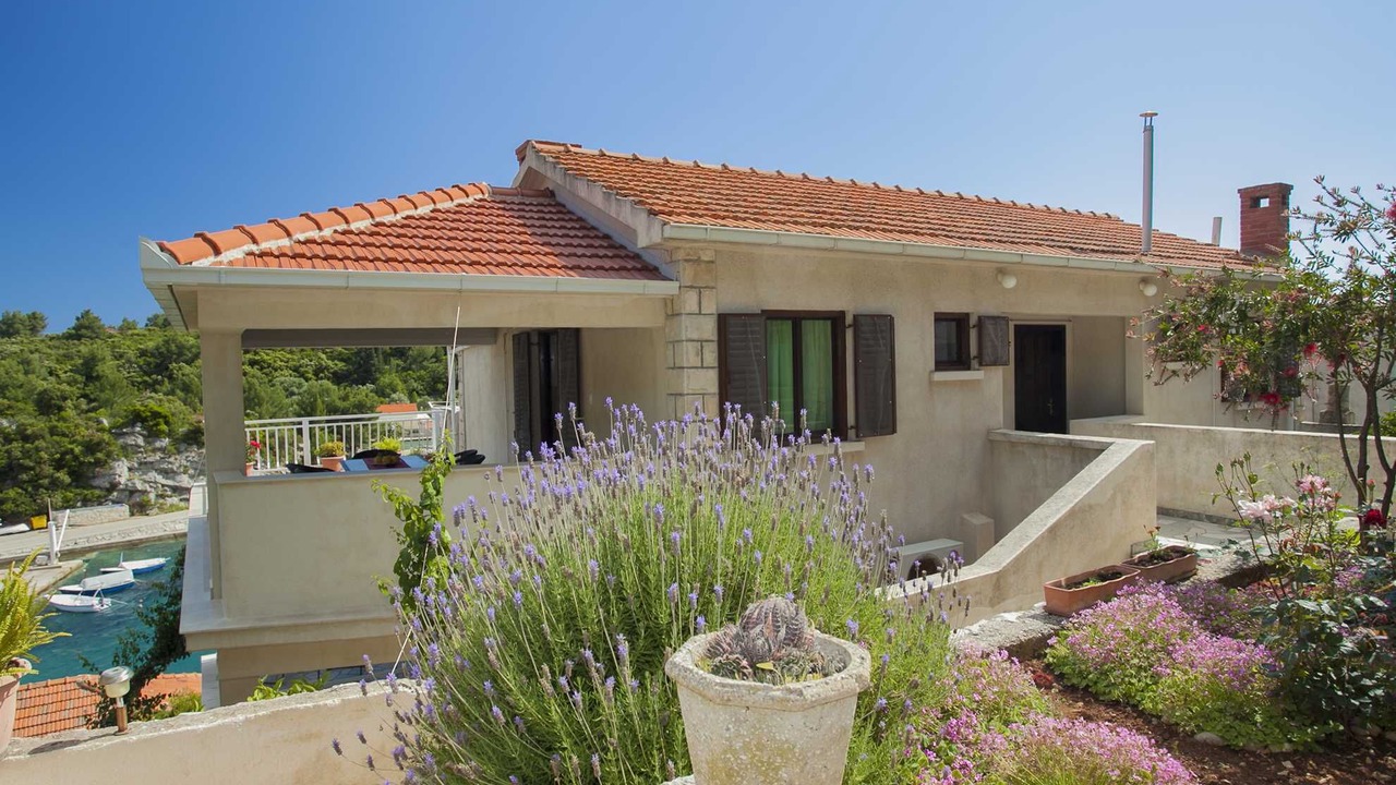 Photo of Outdoor in Blato
