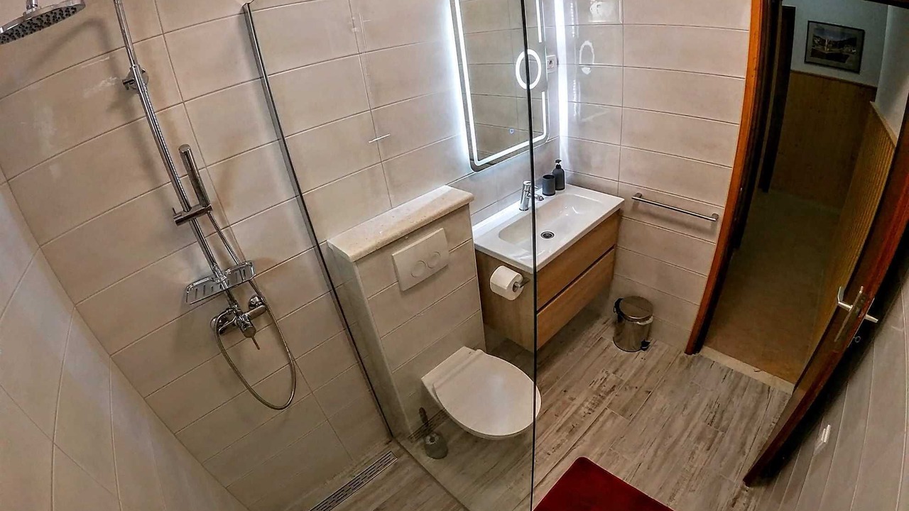 Photo of Bathroom in Blato