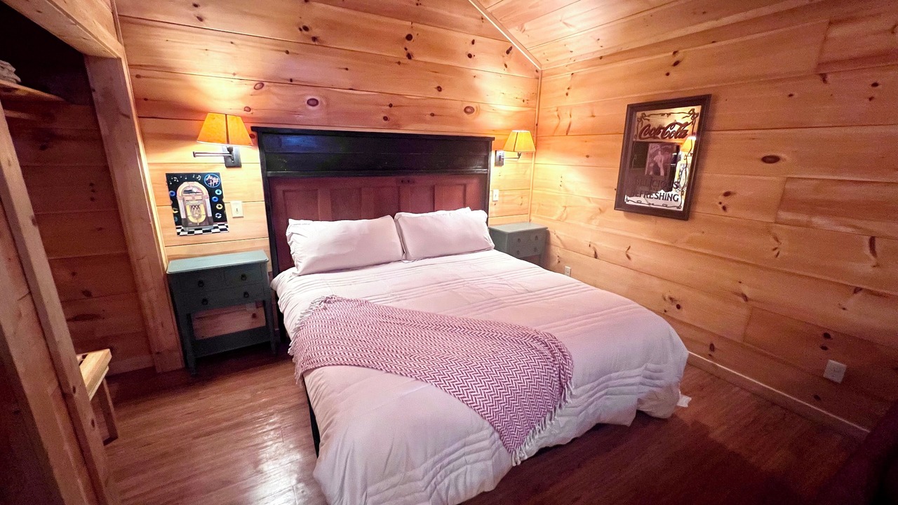 Photo of Bedroom in Mountain View
