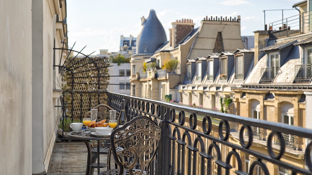 Photo of Outdoor in 8th Arrondissement