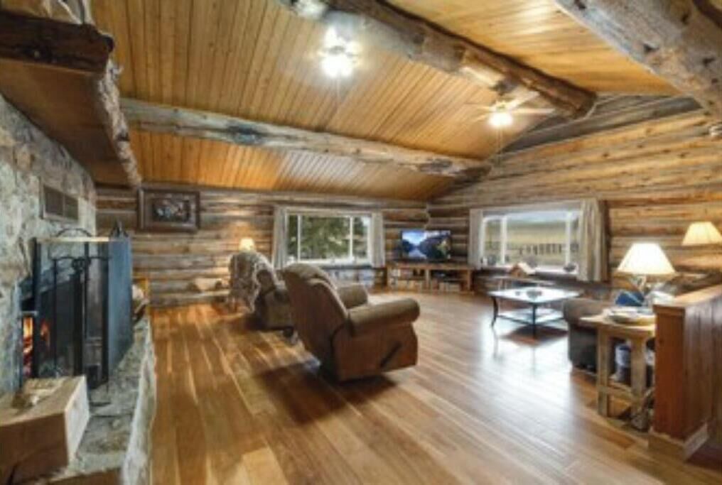 Photo of Livingroom in Whitefish