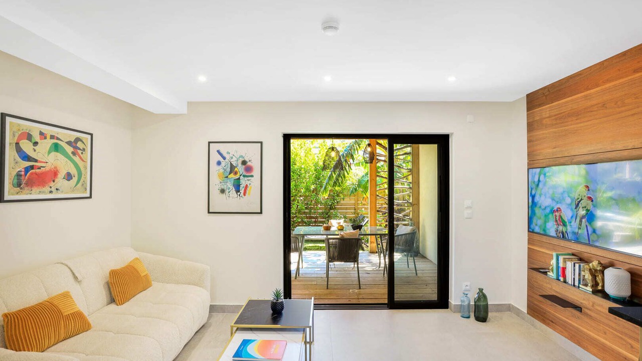 Photo of Livingroom in Anse Marcel