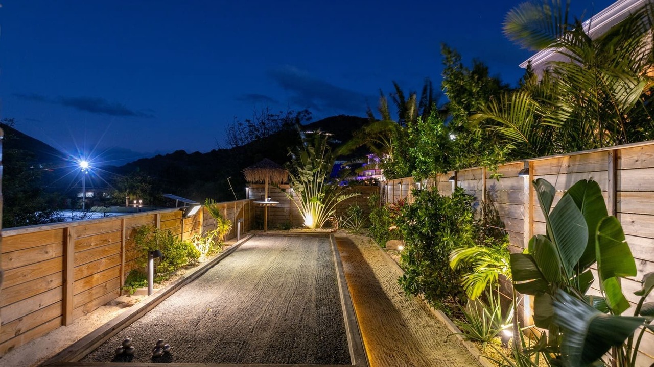 Photo of Outdoor in Anse Marcel