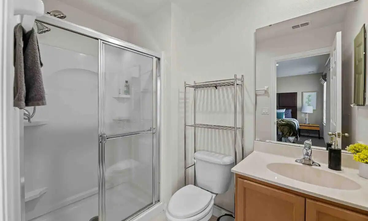 Photo of Bathroom in Sunset Lakes