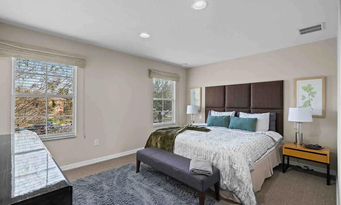 Photo of Bedroom in Sunset Lakes