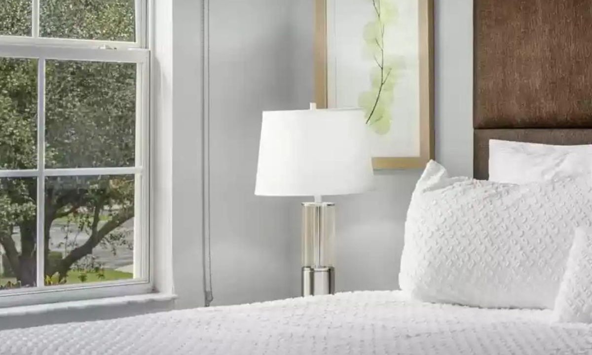 Photo of Bedroom in Sunset Lakes