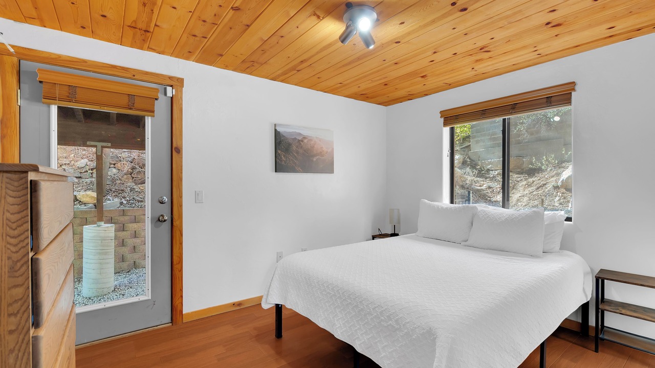 Photo of Bedroom in Summerhaven