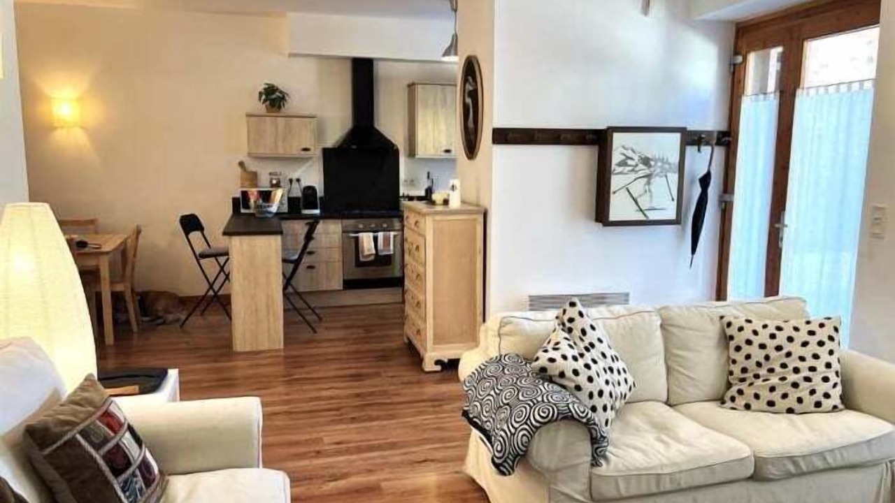 Photo of Livingroom in Err