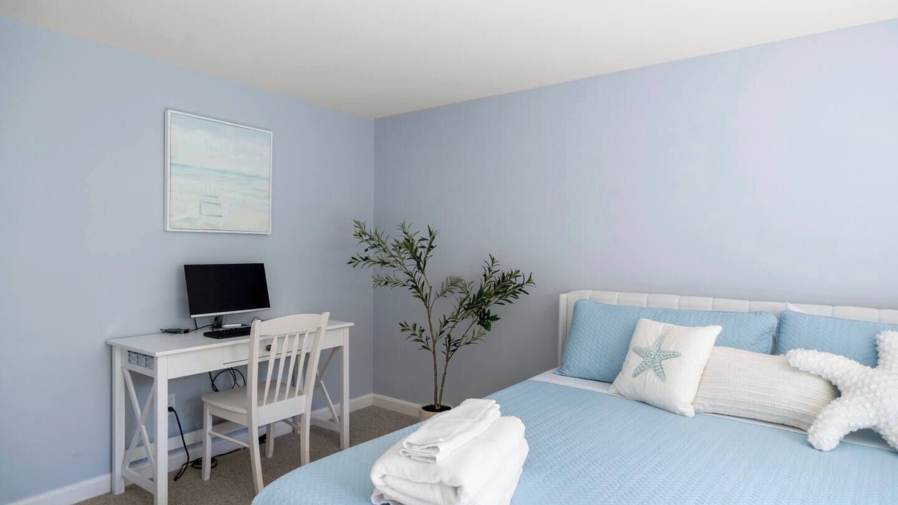 Photo of Bedroom in West Yarmouth