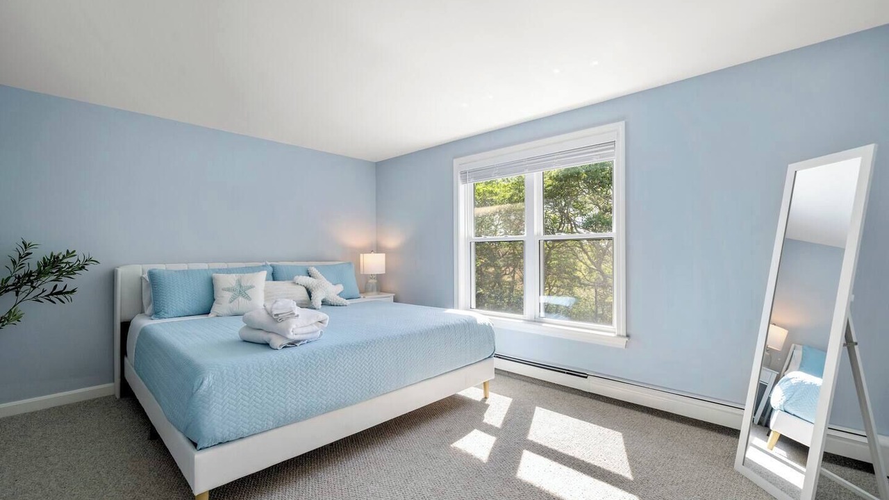 Photo of Bedroom in West Yarmouth