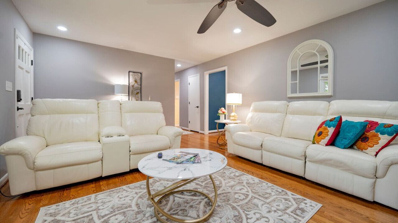 Photo of Livingroom in Lynchburg