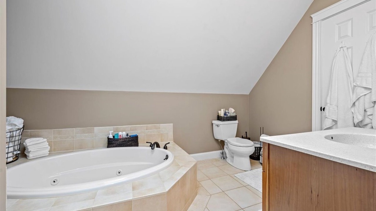 Photo of Bathroom in Naples