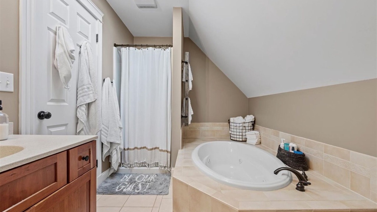 Photo of Bathroom in Naples