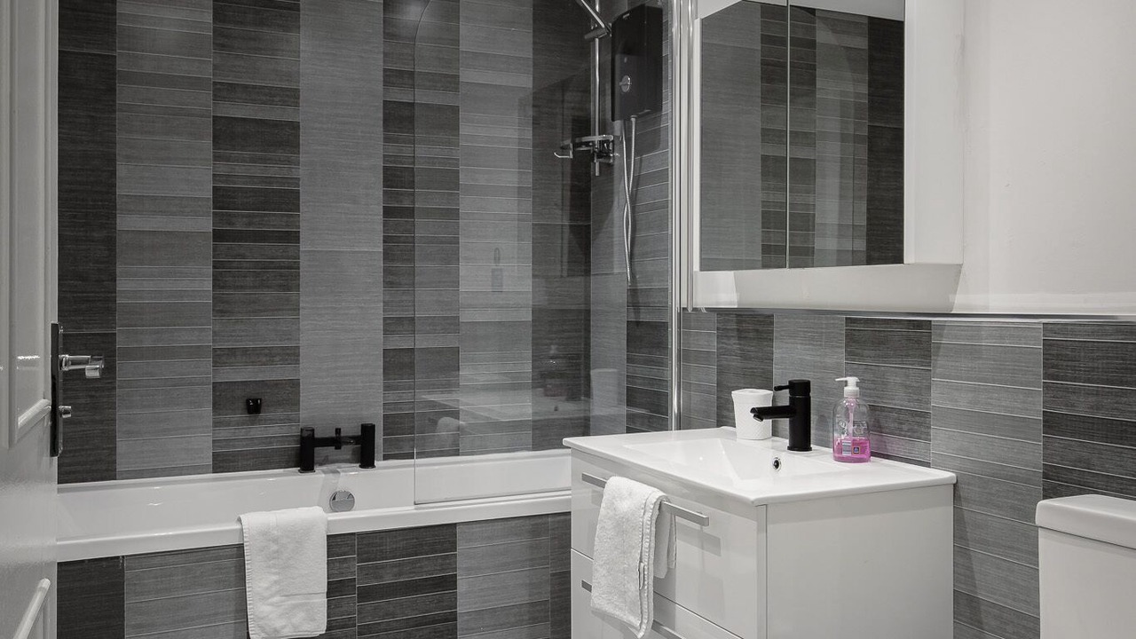 Photo of Bathroom in South Shore