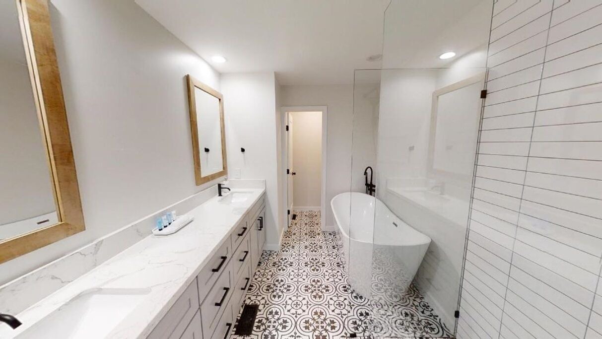 Photo of Bathroom in East Brainerd