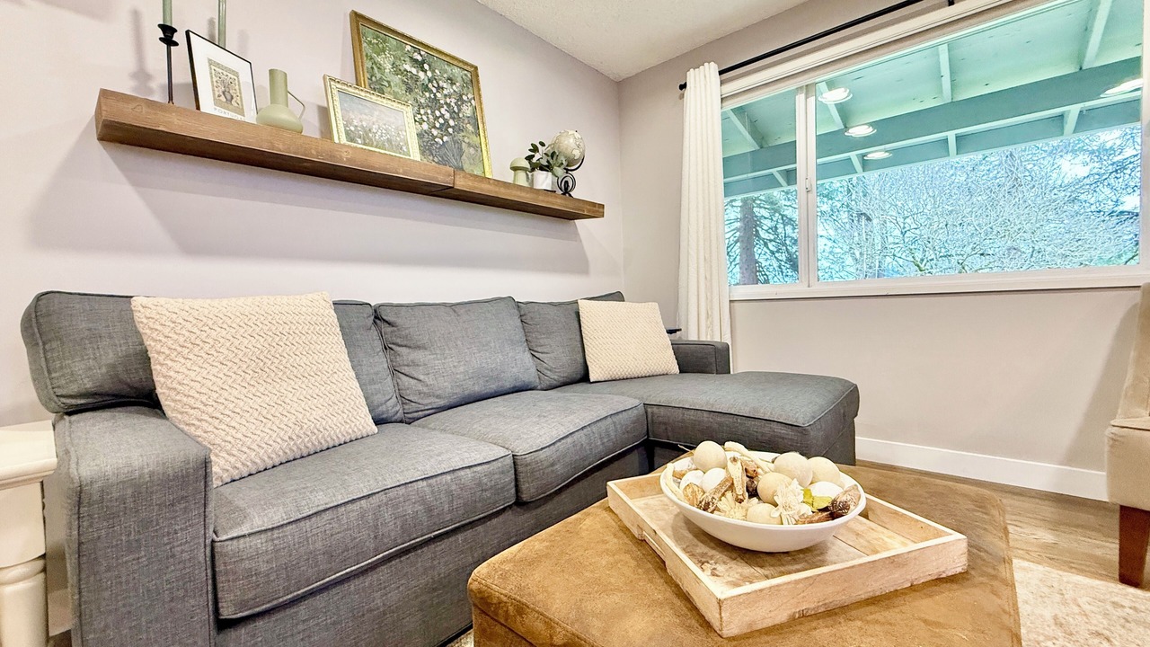 Photo of Livingroom in Bull Mountain