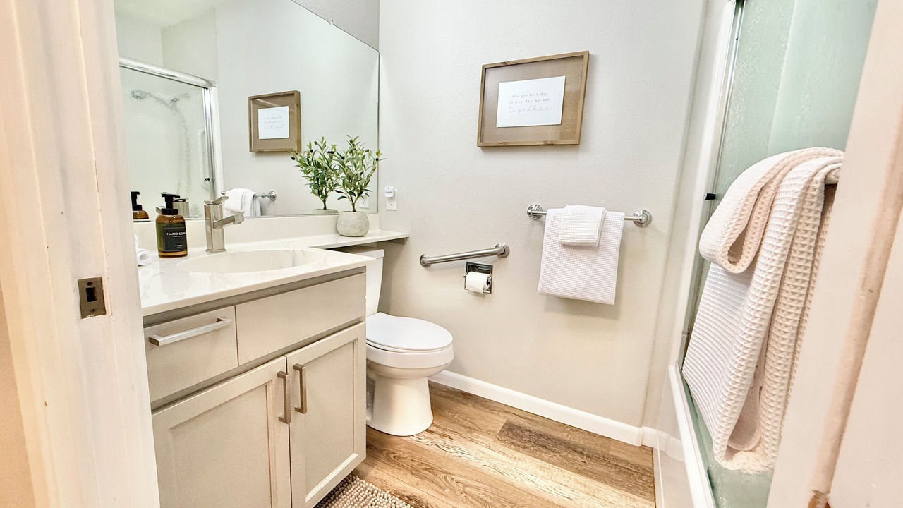 Photo of Bathroom in Bull Mountain