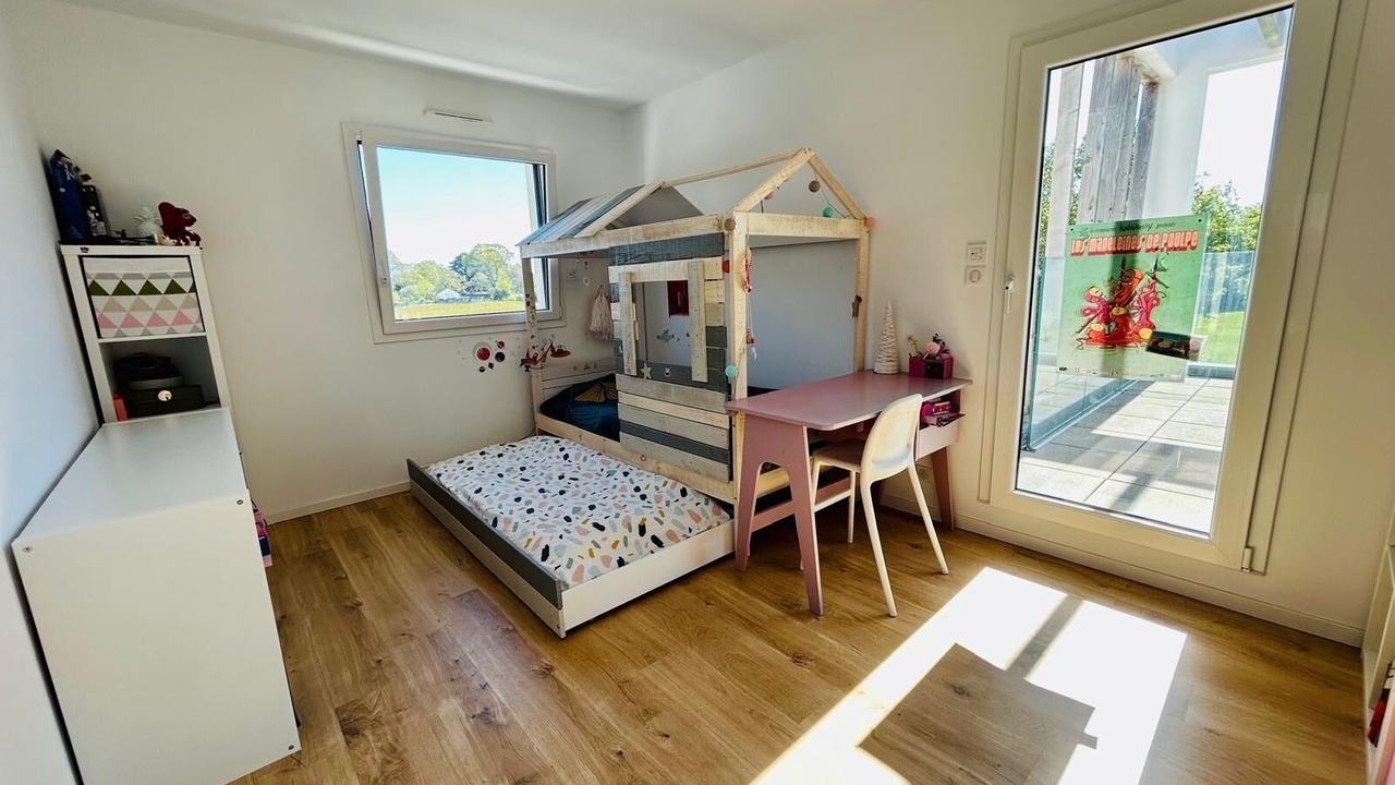 Photo of Bedroom in Saint-Nazaire