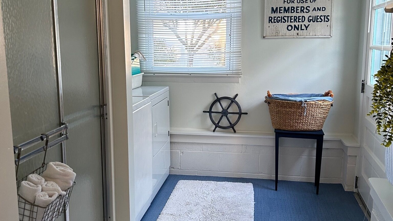 Photo of Bedroom in Gardens