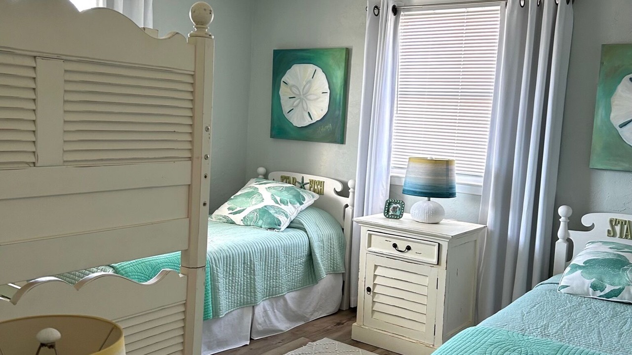 Photo of Bedroom in Gardens